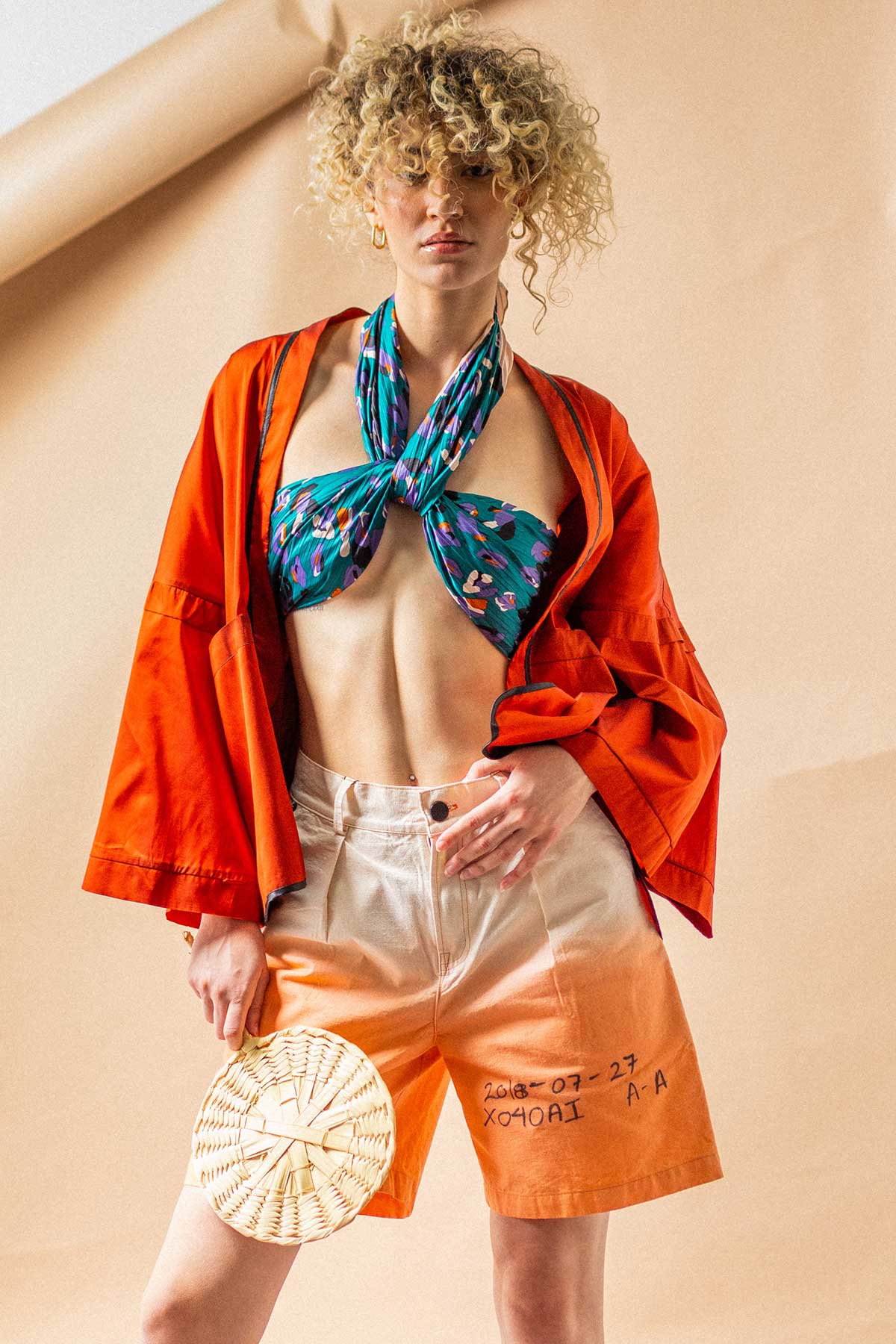 Bermuda Mezclilla Cruda Teñida