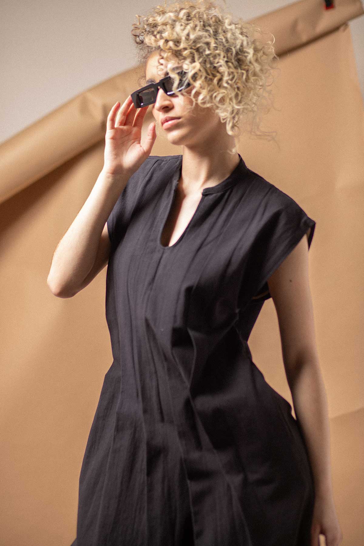 VESTIDO TULE