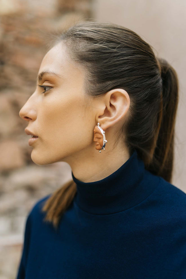 ARETES MEDIA LUNA - NAKED BOUTIQUE