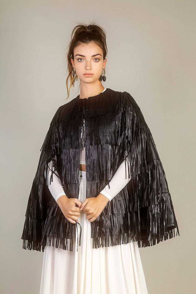 CAPA HECHA A MANO DE FLECOS - NAKED BOUTIQUE