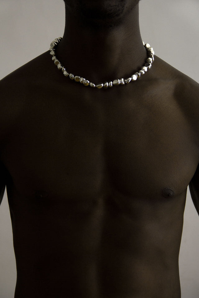 COLLAR DE AGATAS BAÑADAS EN PLATA - NAKED BOUTIQUE