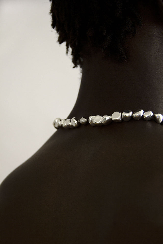 COLLAR DE AGATAS BAÑADAS EN PLATA - NAKED BOUTIQUE