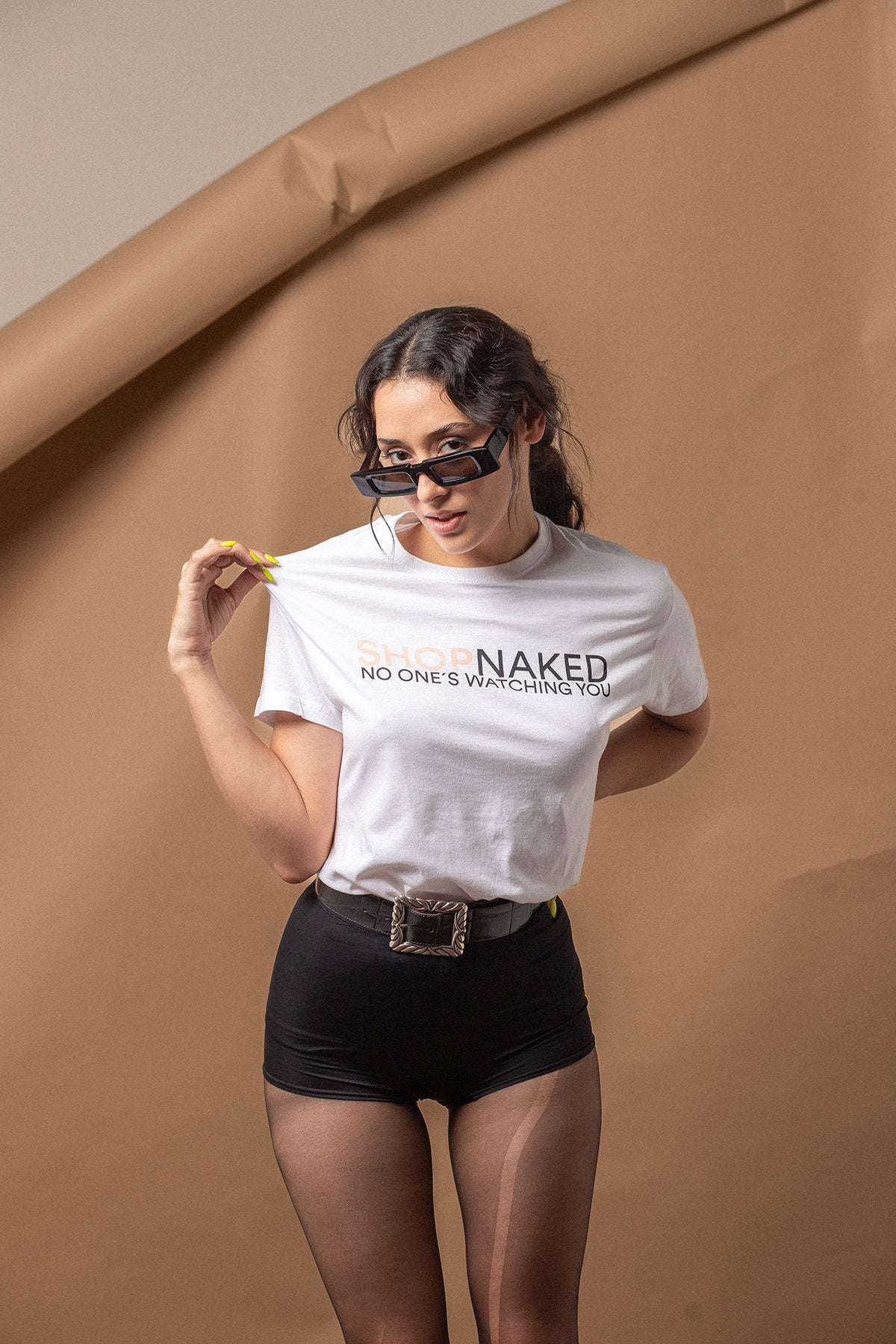 NB SHOP NAKED TEE