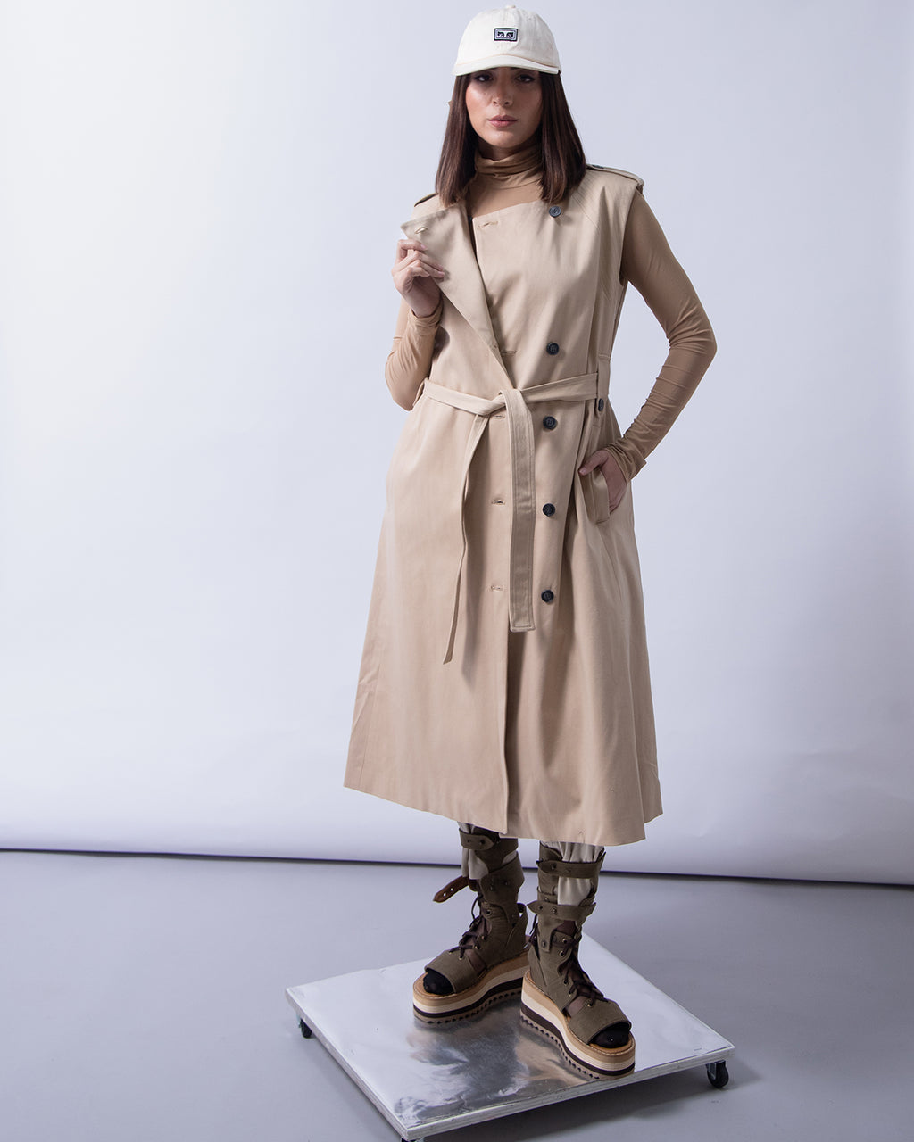 SILVIE LIGHT TRENCH VEST