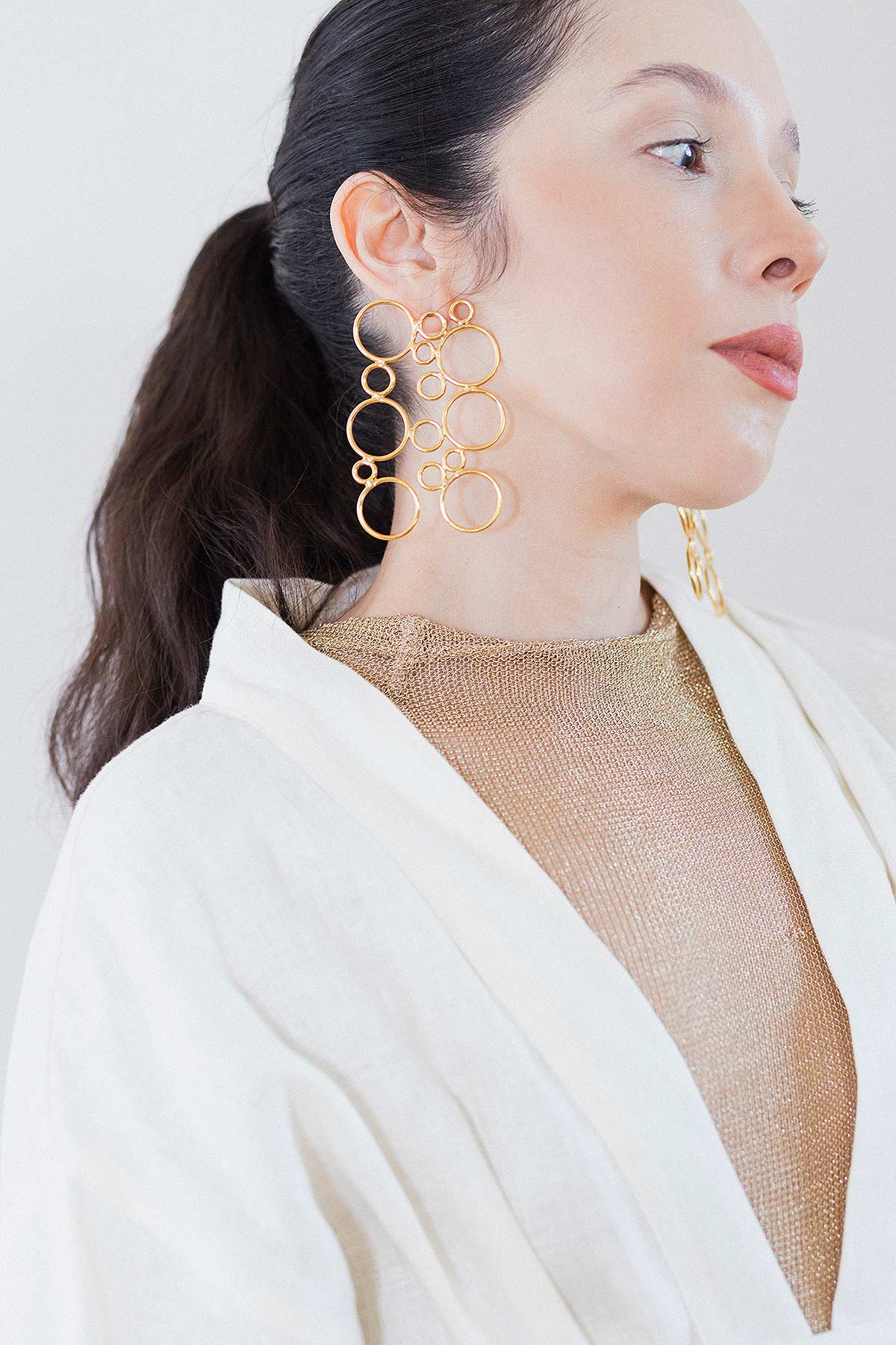 Bull Wall Earrings UNITALLA 24K BAÑO DE ORO