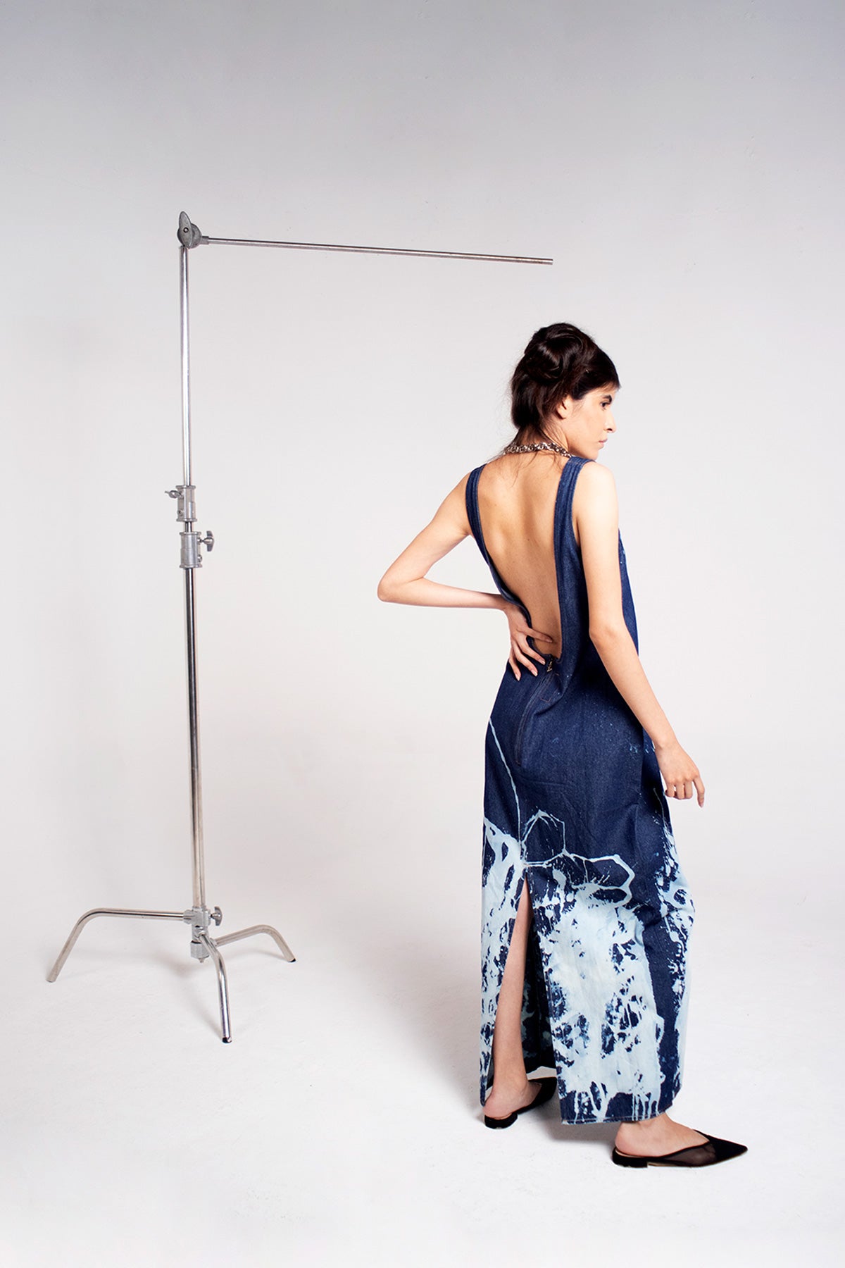 SPLASH BACKLESS DRESS