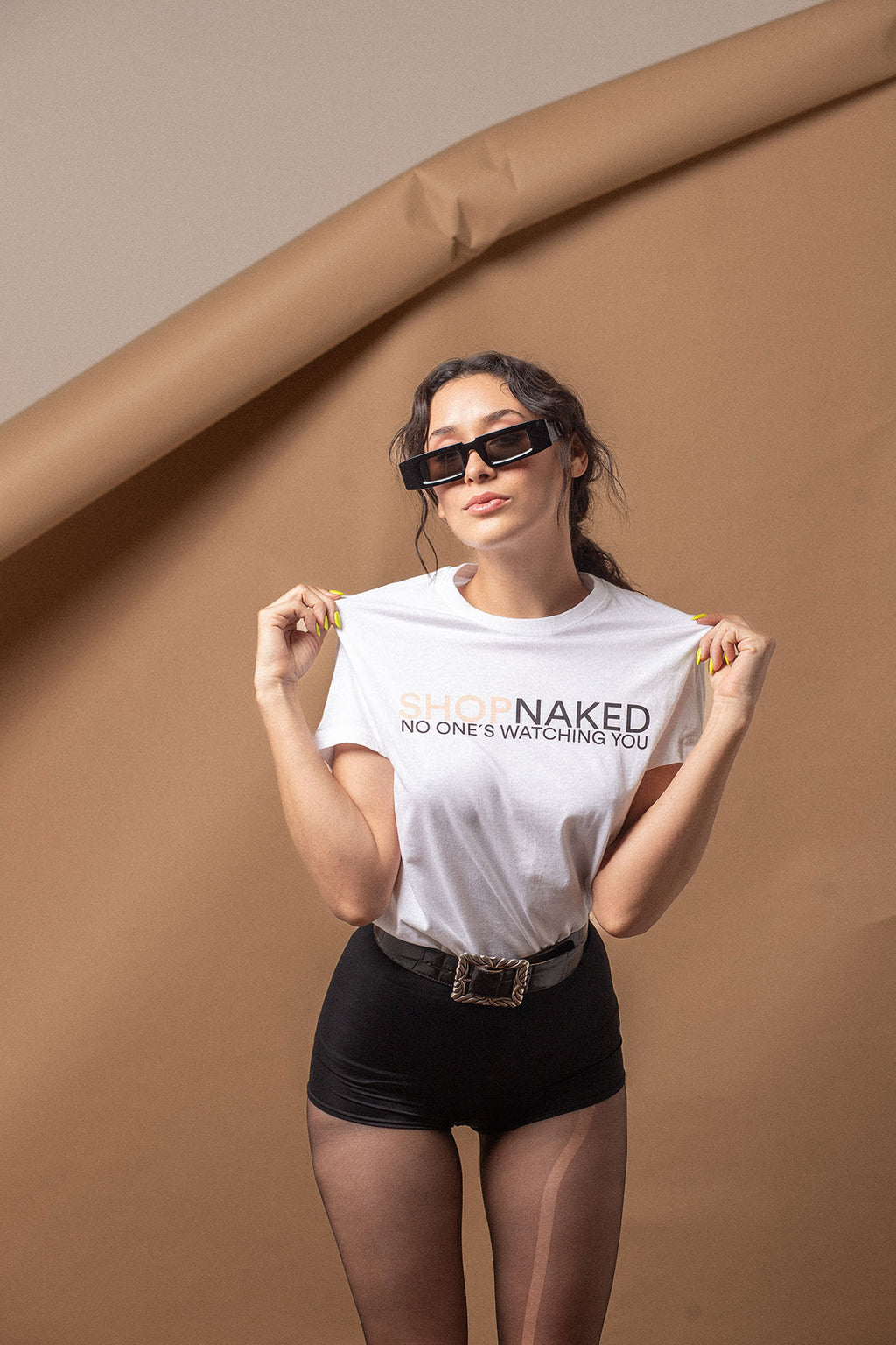 NB SHOP NAKED TEE