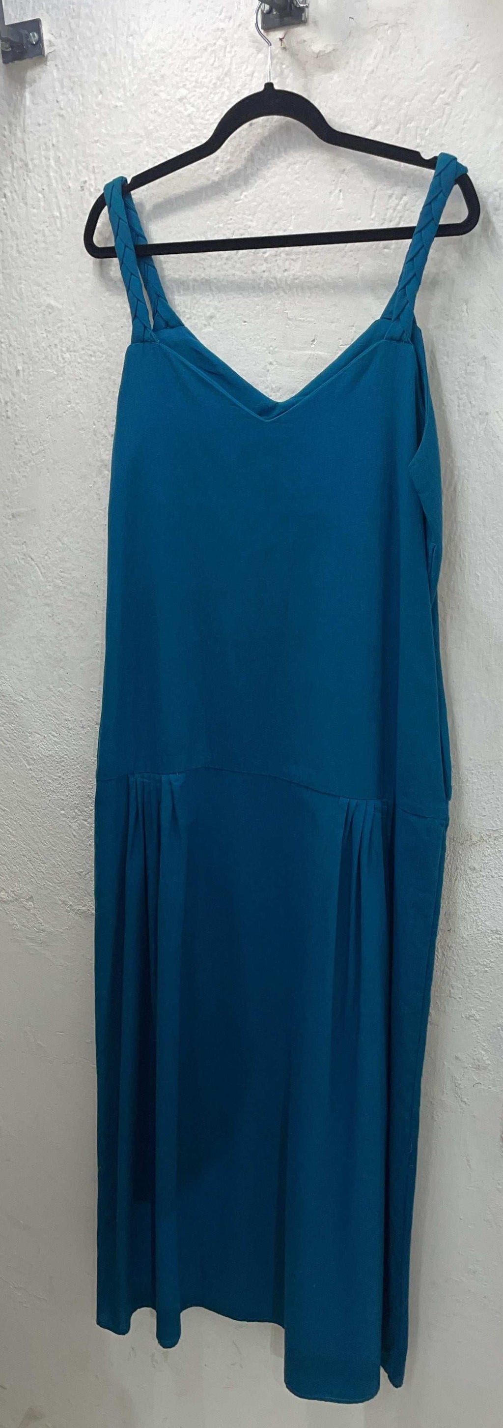 MAXI VESTIDO TRENZAS UNITALLA S-M AZUL