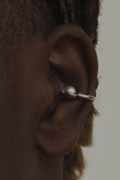 Pearl II Earcuff