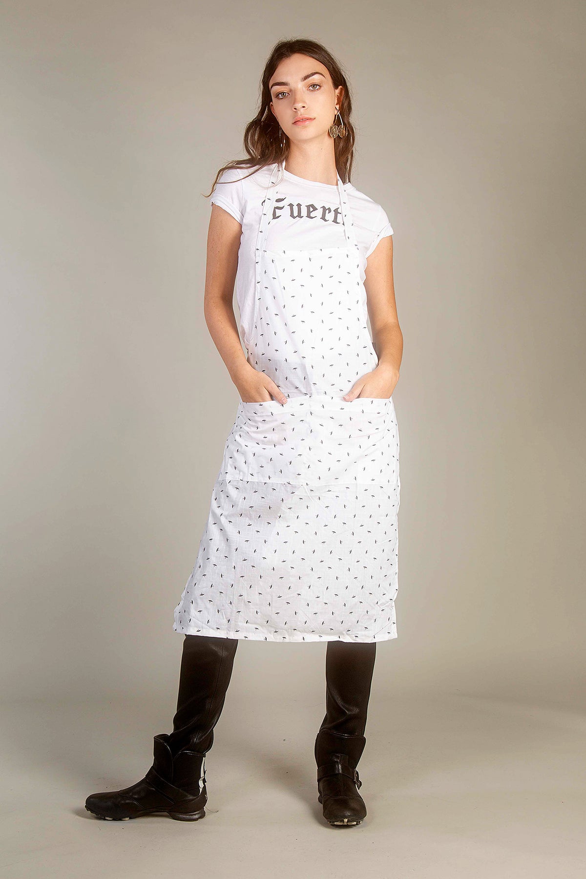 APRON: ROCK THE BOAT