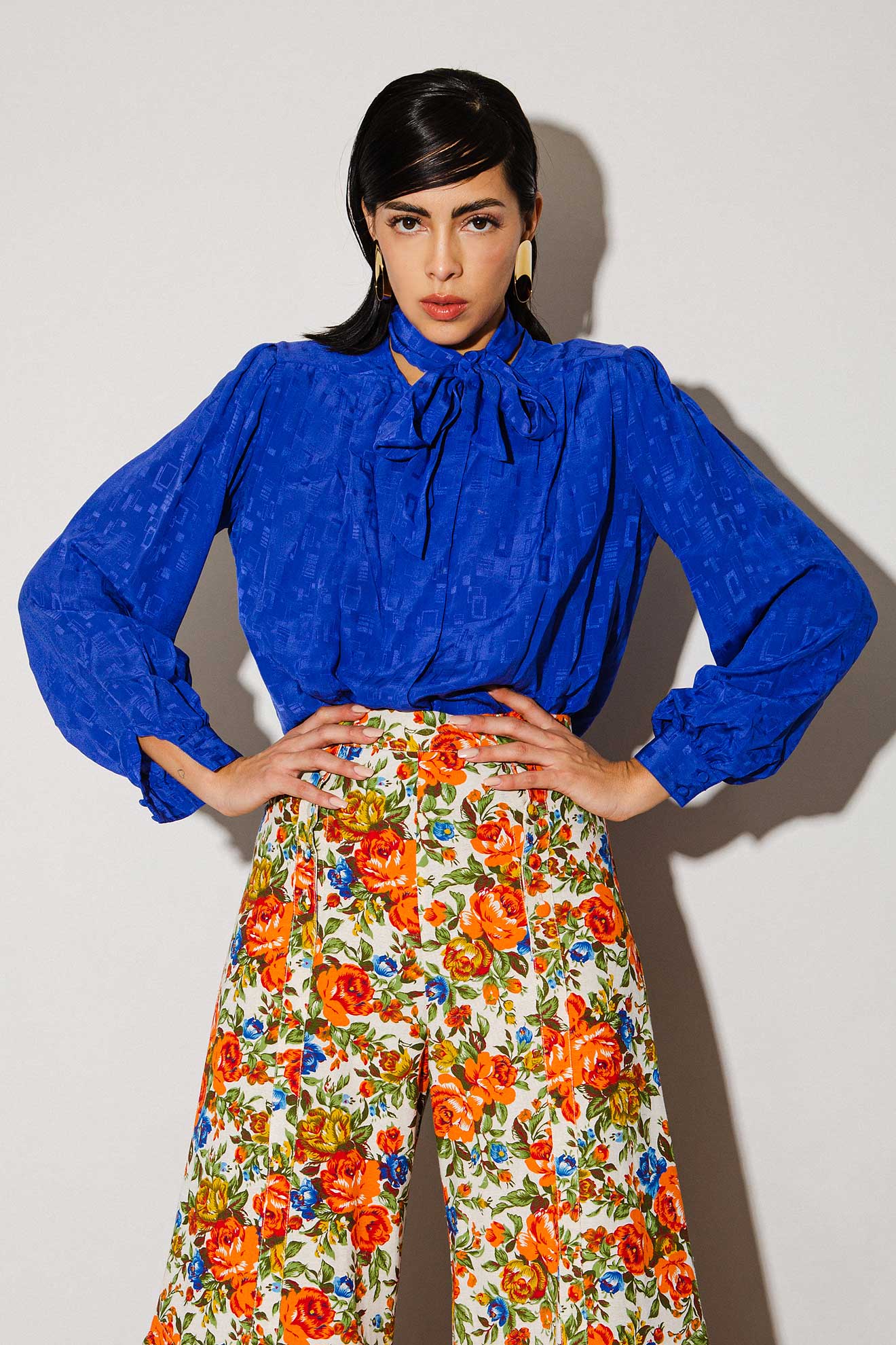 VINTAGE BLUSA MOÑO SECRETARIA