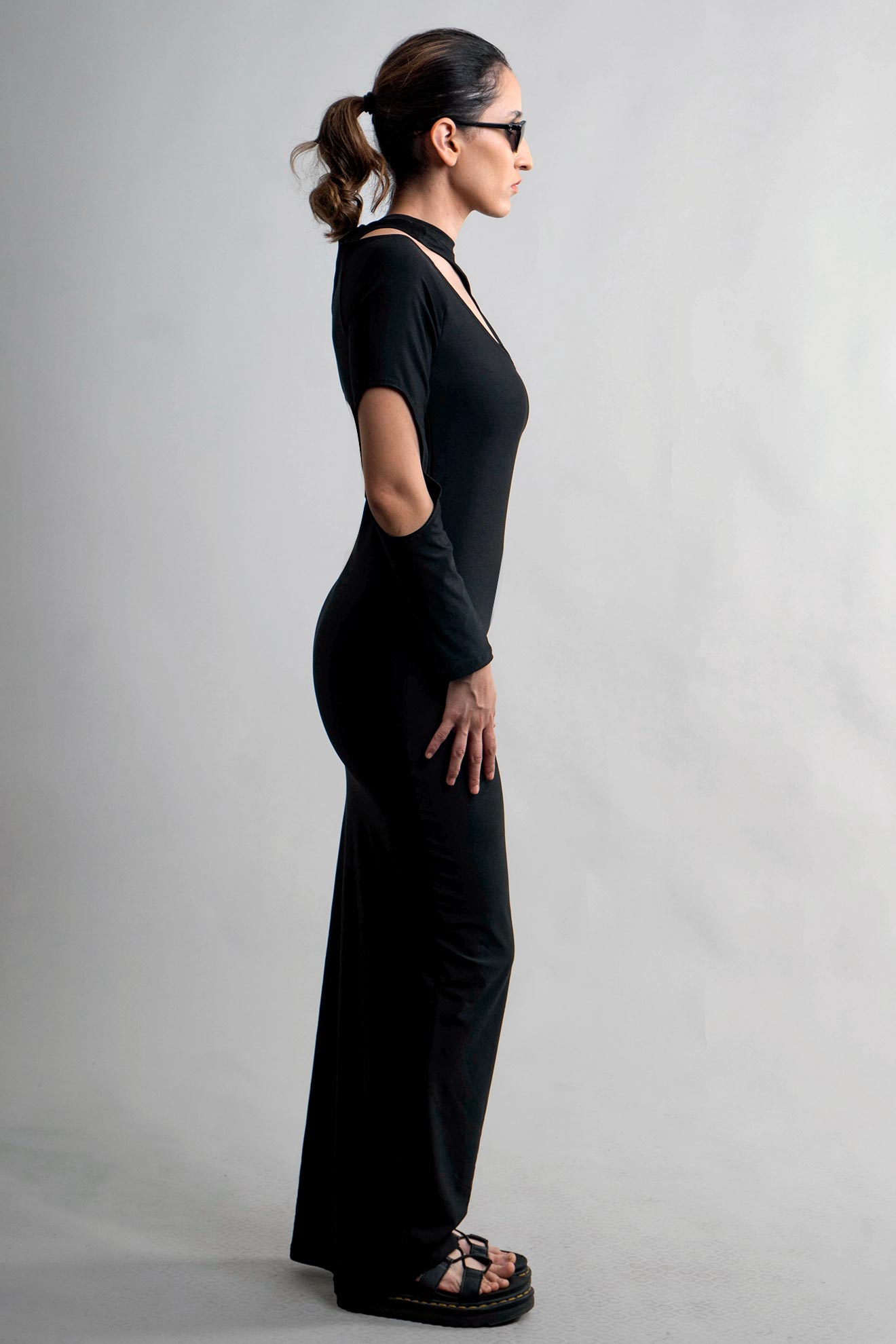 SPORT CUTOUT DRESS